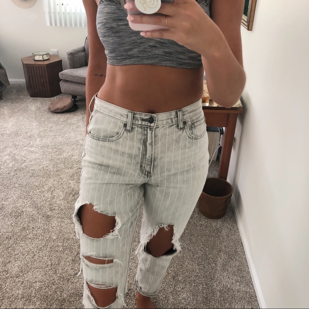 American Eagle boyfriend jeans